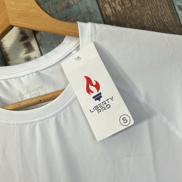 Liberty Pro white mesh sides performance shirt - Picture 8 of 12